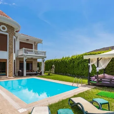 Villa вилла Gulcatai 334 чамьюва 3+1 Agva (Mediterranean)
